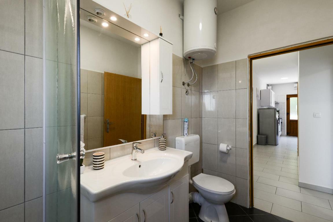 Apartment Lordanic Zaglav, Dugi Otok Екстер'єр фото